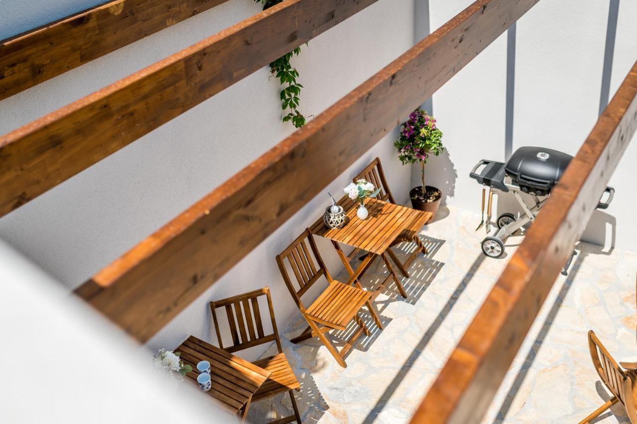 Luxury Apartments Azalea Primošten Екстериор снимка