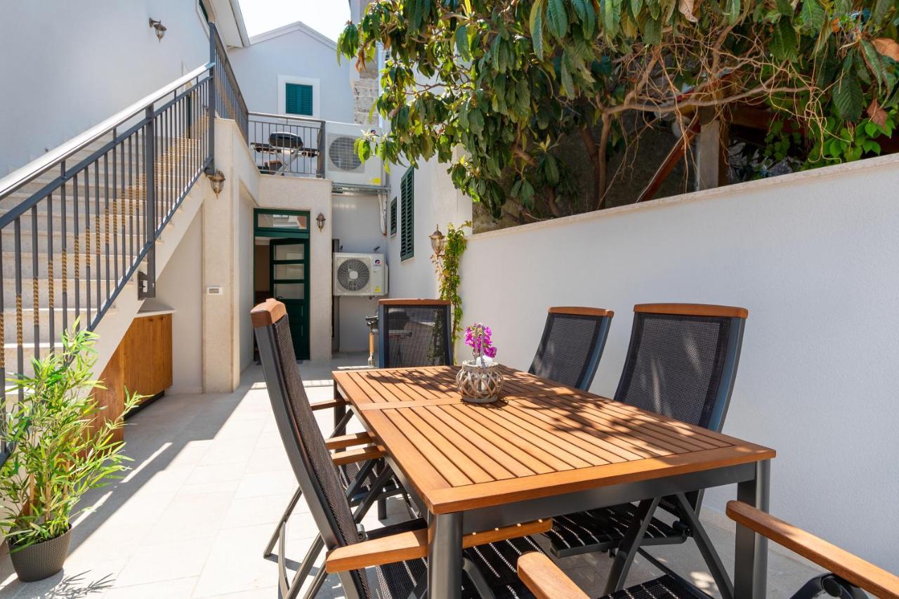 Luxury Apartments Azalea Primošten Екстериор снимка