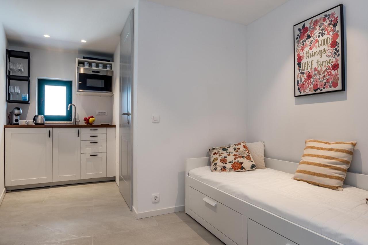 Luxury Apartments Azalea Primošten Екстериор снимка